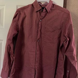 Men’s small casual shirt.